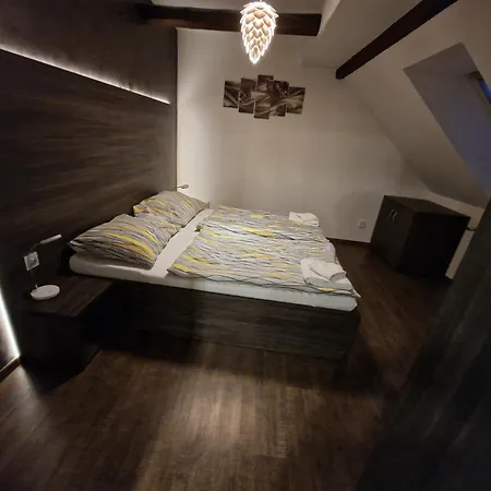 Pod Klášterem Apartahotel 3*