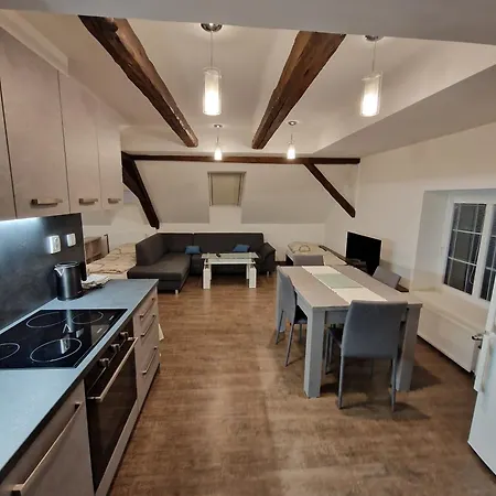 Aparthotel Pod Klášterem 3*