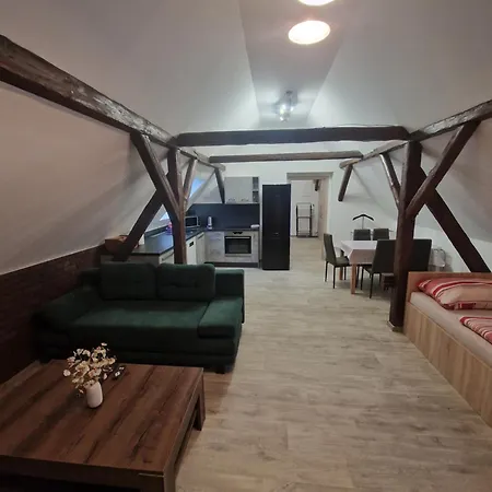 Pod Klášterem Aparthotel